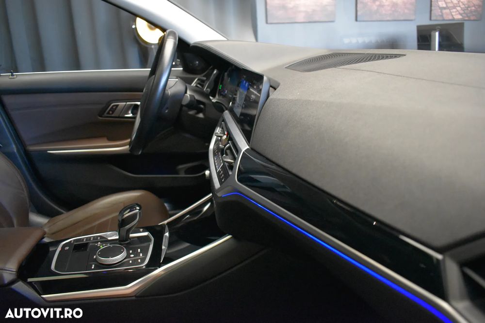 BMW Seria 3 320d AT MHEV - 11