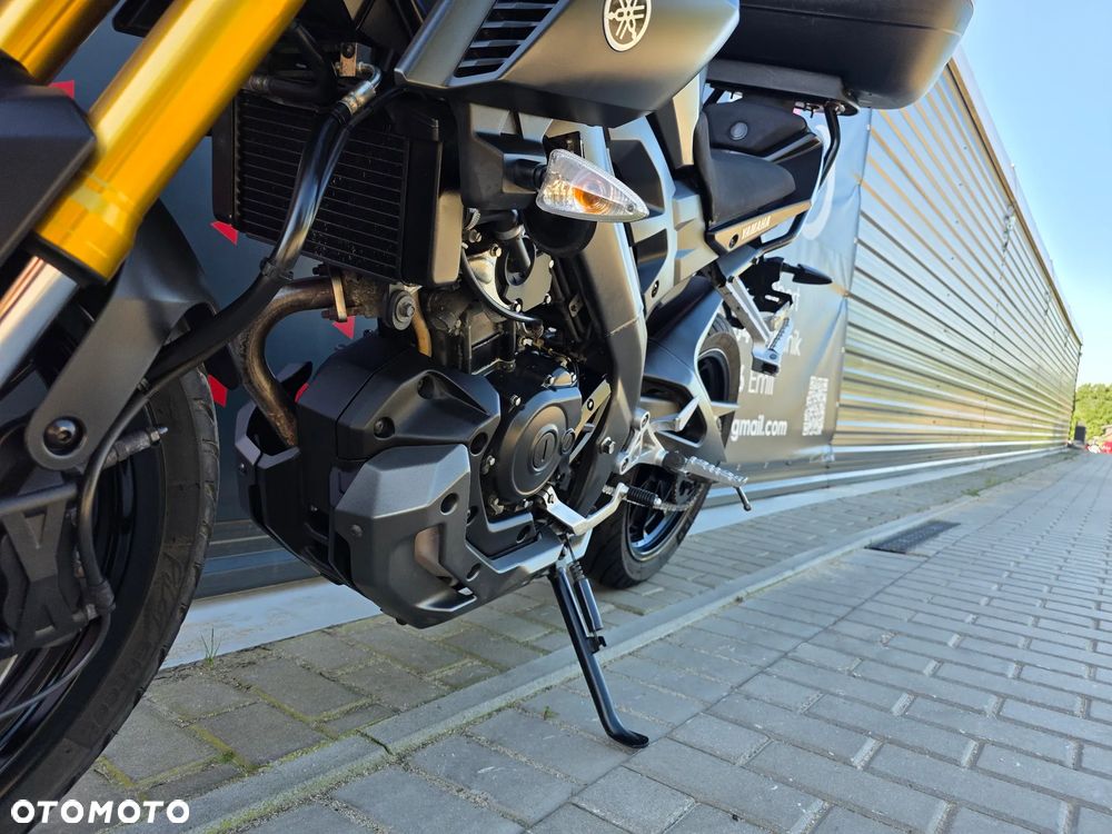 Yamaha MT - 15