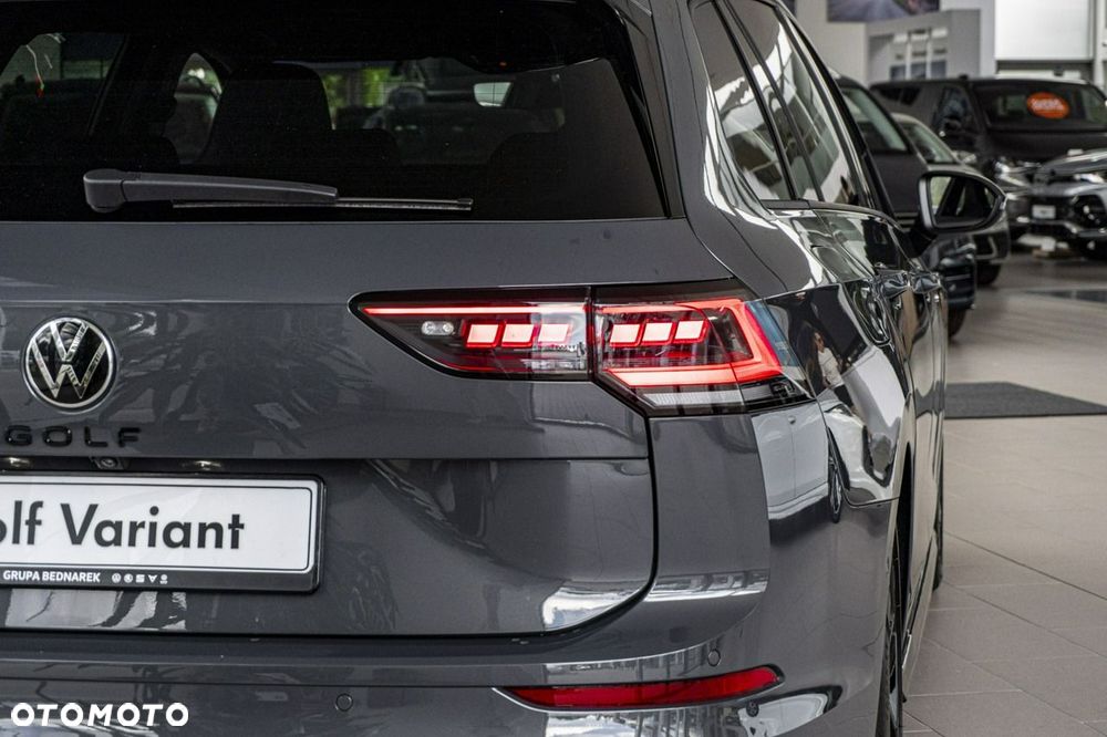 Volkswagen Golf - 11