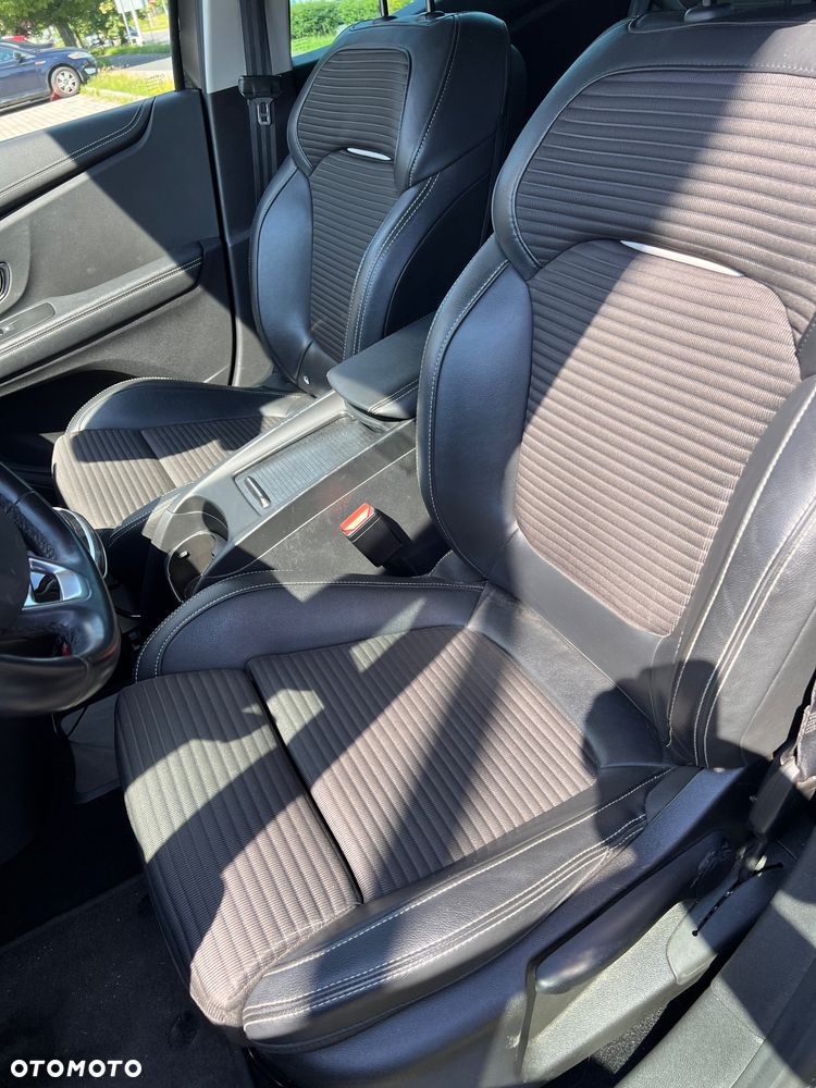 Renault Scenic - 4