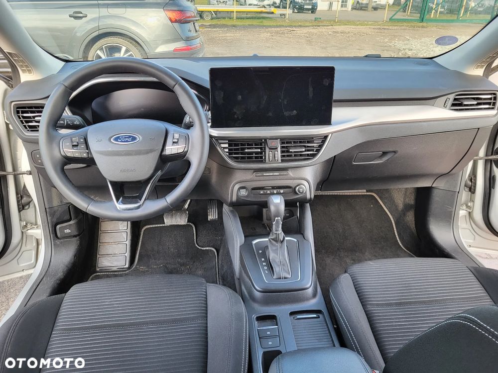 Ford Focus 1.0 EcoBoost Hybrid TITANIUM - 29