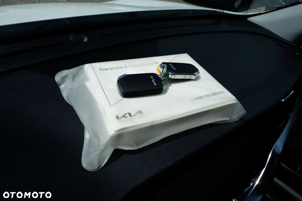 Kia Niro 1.6 GDI Hybrid L Business Line - 19
