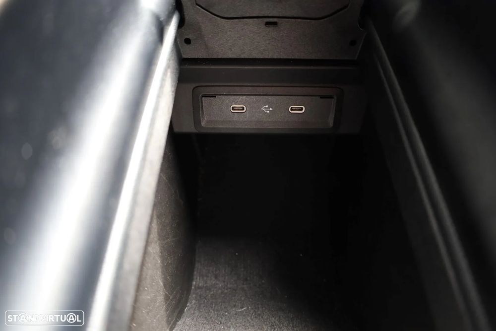 Mercedes-Benz A 200 AMG Line Aut. - 48