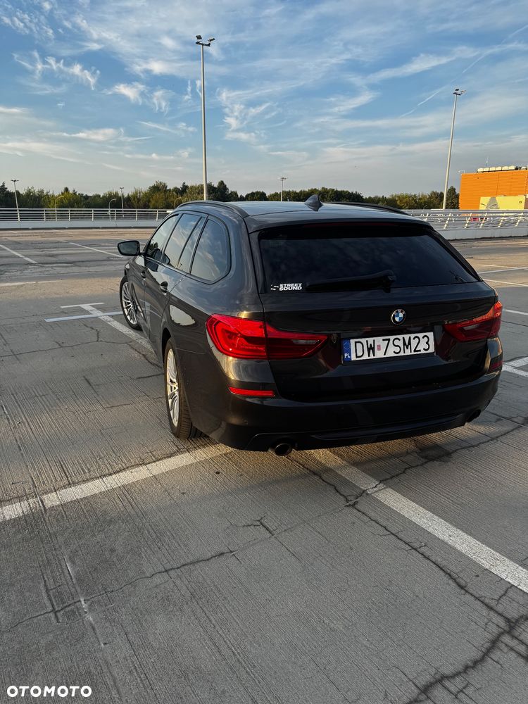 BMW Seria 5 520d Sport Line - 7