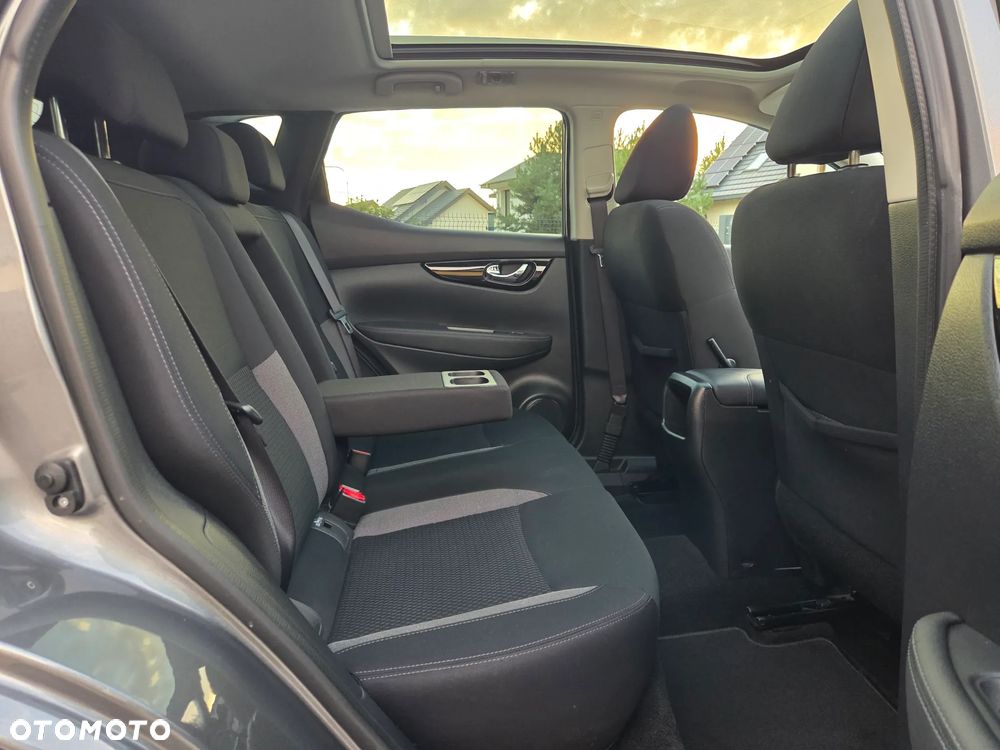 Nissan Qashqai 1.7 dCi N-Connecta - 20