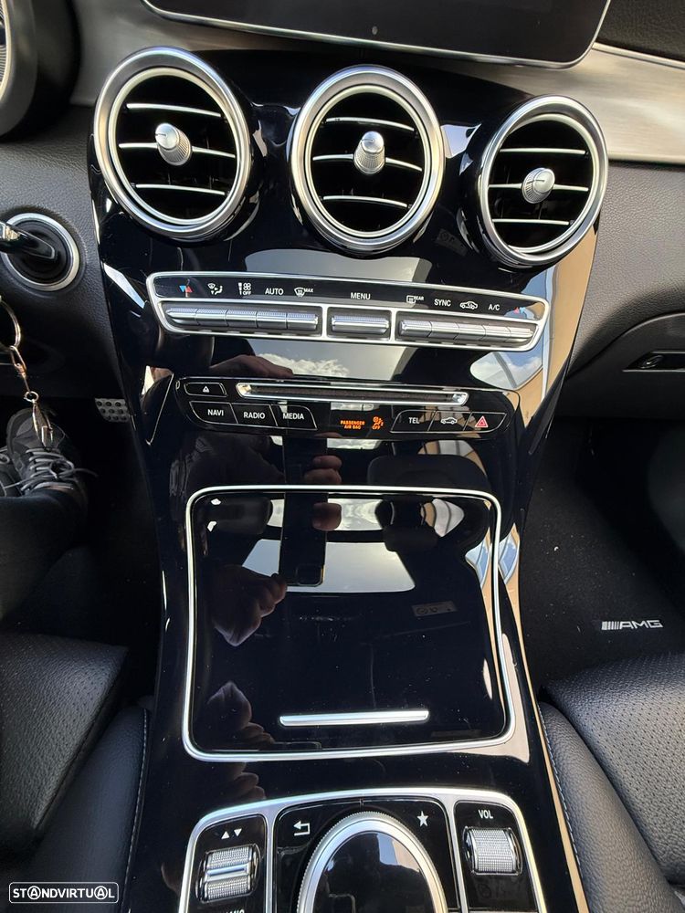 Mercedes-Benz GLC 250 d AMG Line 4-Matic - 44