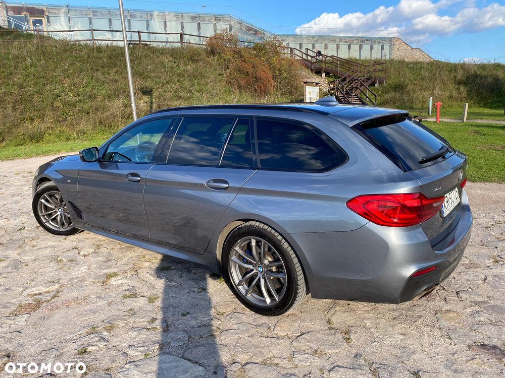 BMW Seria 5 540i xDrive Sport Line sport - 4