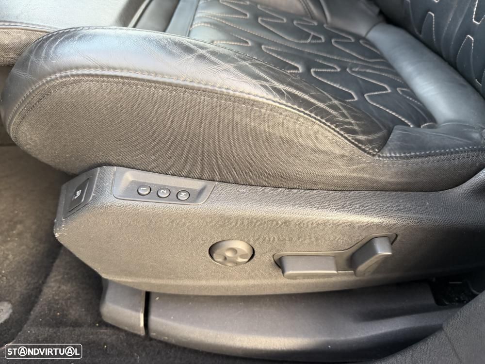 Peugeot 3008 1.6 BlueHDi GT Line EAT6 - 19