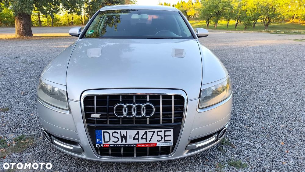 Audi A6 Limousine 2.4 - 4