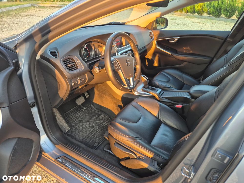 Volvo V40 T5 Drive-E Momentum - 6