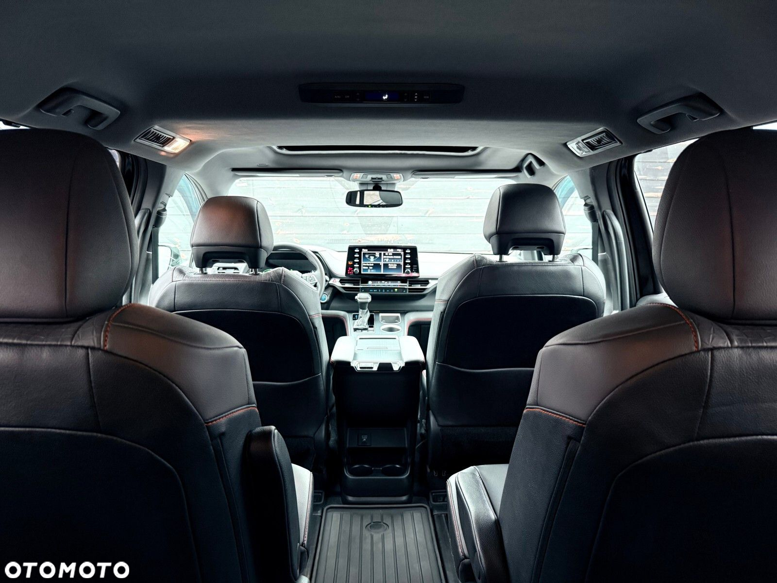 Toyota Sienna - 20