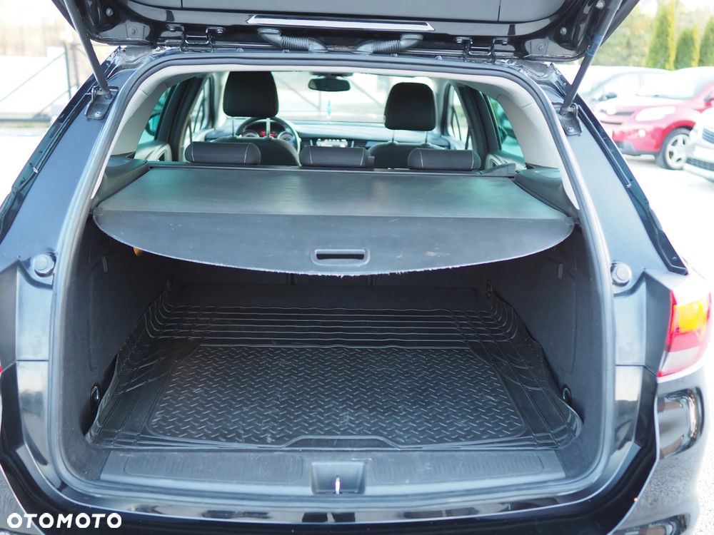 Opel Astra 1.6 D (CDTI) Start/Stop Sports Tourer Innovation - 21