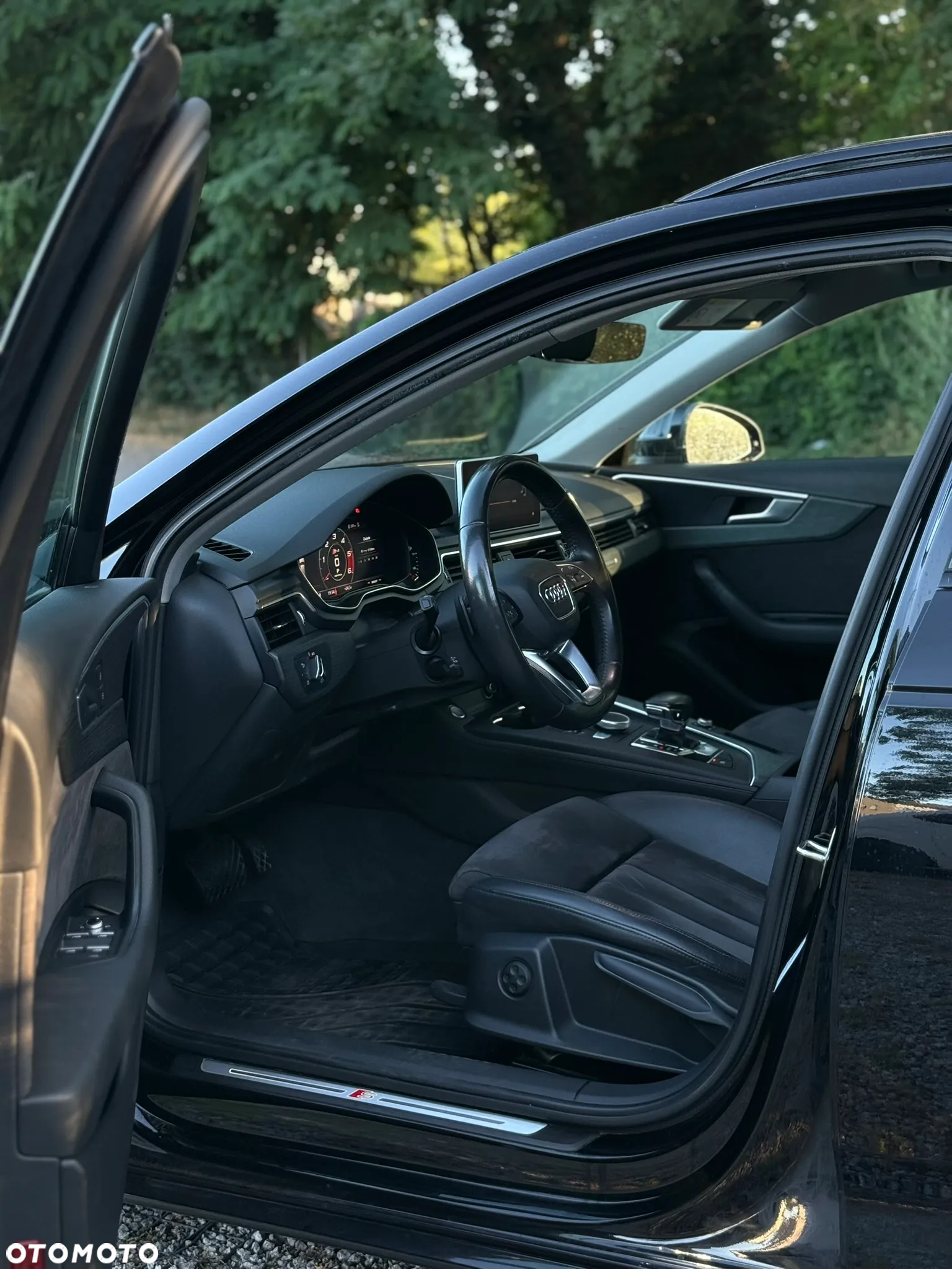 Audi A4 2.0 TDI Quattro Design S tronic - 21