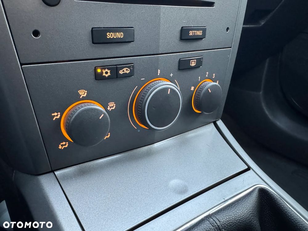 Opel Astra 1.6 Edition - 24