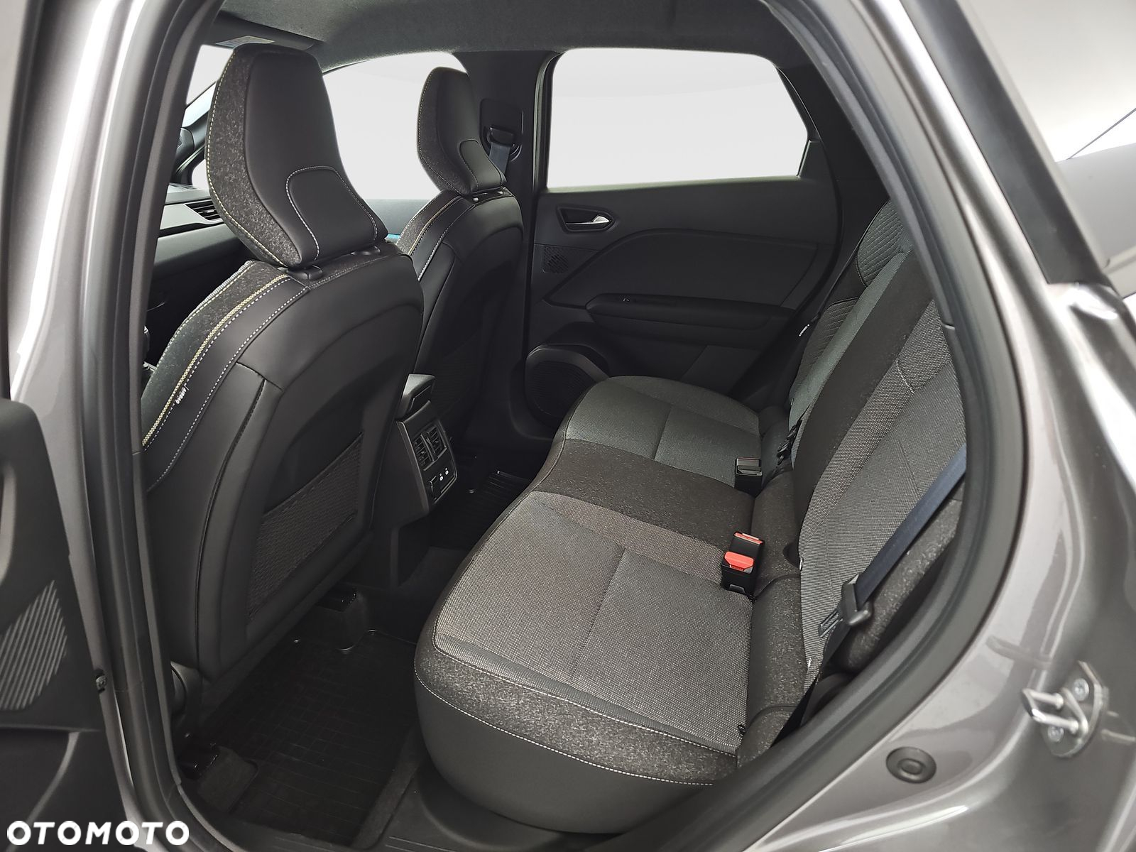 Renault Captur 1.0 TCe Techno - 27