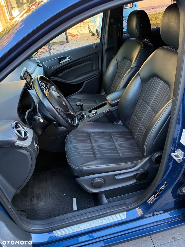 Mercedes-Benz Klasa B 180 CDI - 19