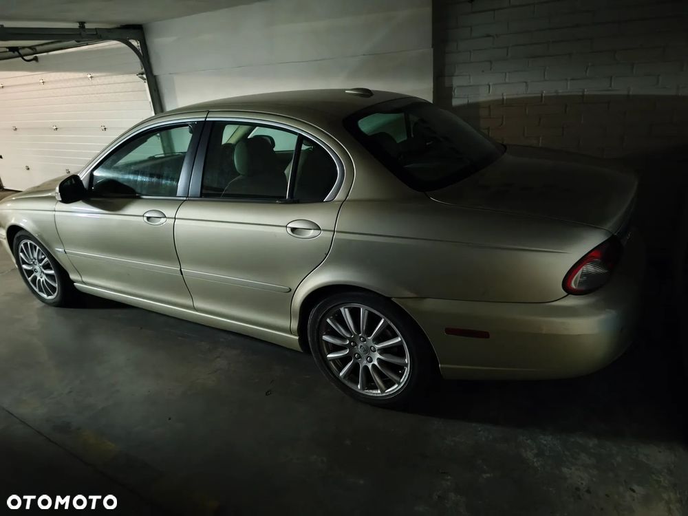 Jaguar X-Type 2.0 Executive - 1