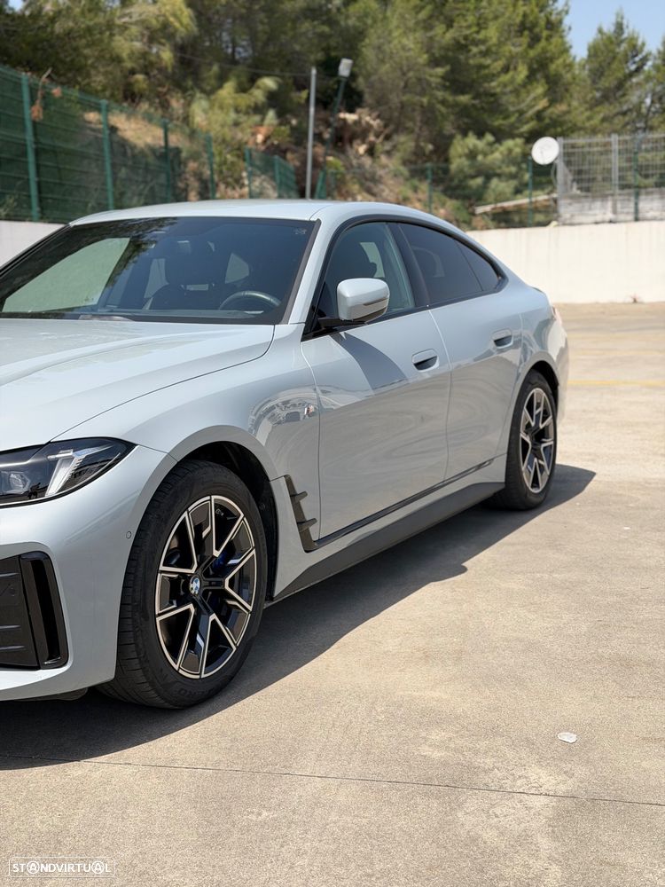 BMW i4 eDrive40 Pack Desportivo M Pro - 1