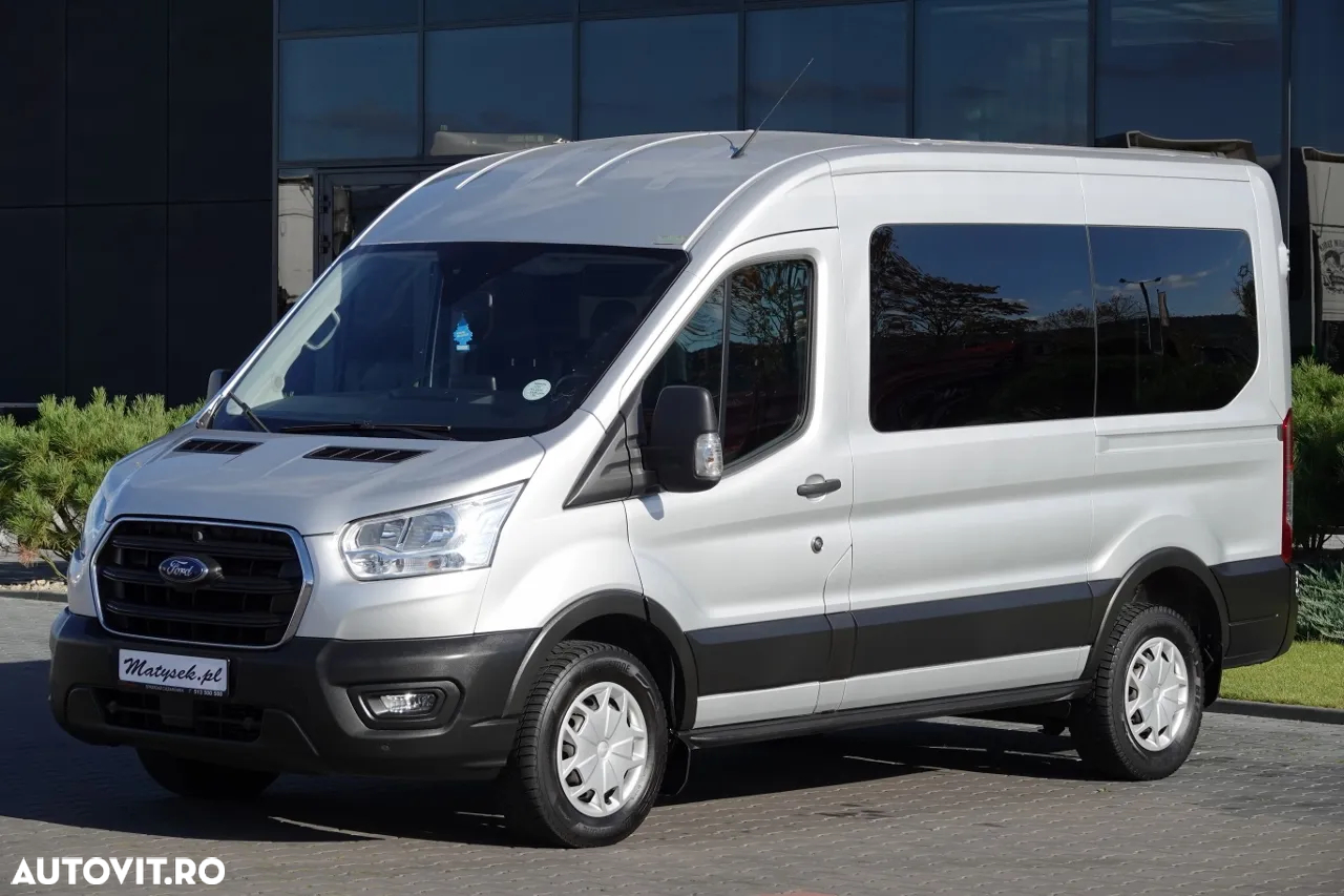 Ford TRANSIT / 6 locuri + Acces scaun cu rotile / Pentru persoane cu dizabilități / 2021 / DUPĂ CONTRACTUL DE SERVICE - 3