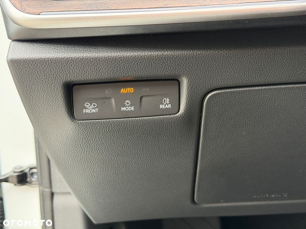 Skoda Superb 2.0 TSI 4x4 L&K DSG - 17