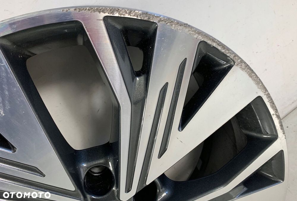 FELGA AUDI Q4 E-TRON 19 CALI 8J ET45 89A601025C - 4