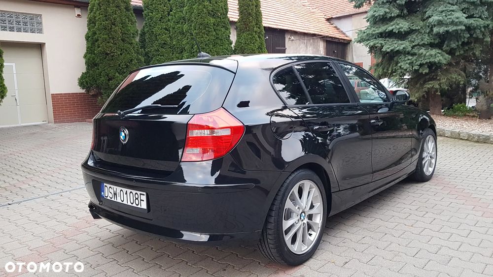 BMW Seria 1 116i - 4