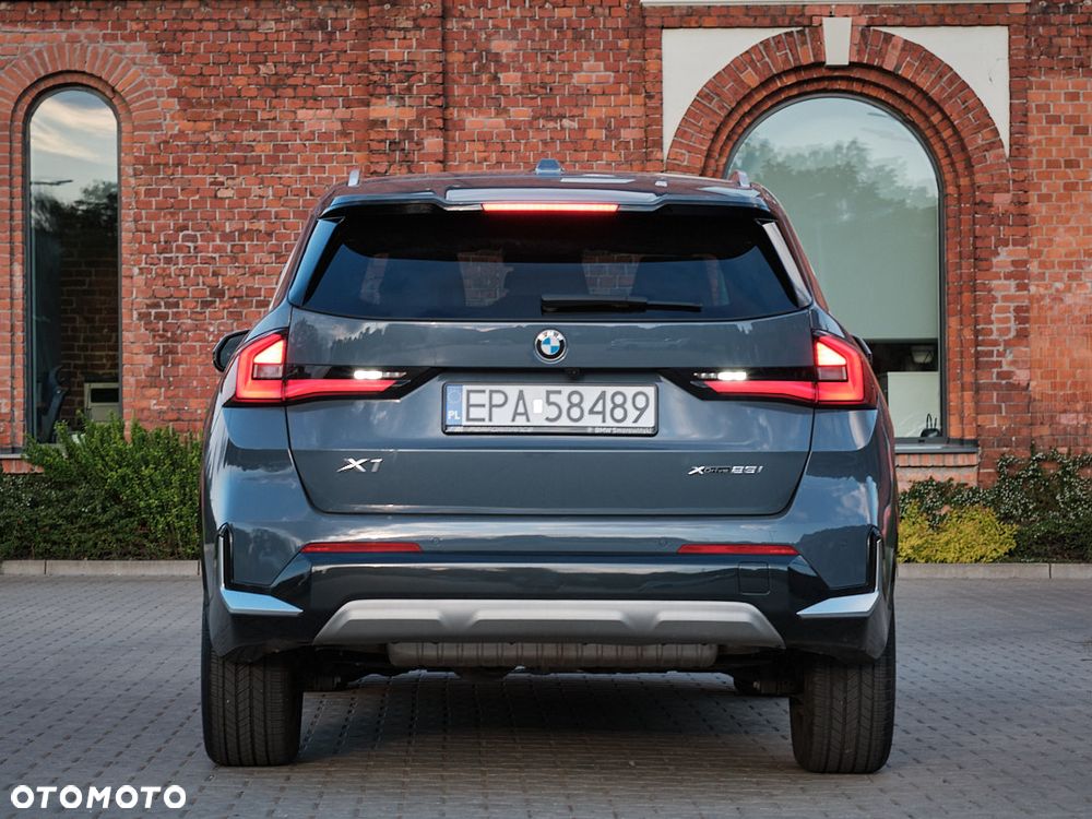 BMW X1 - 8