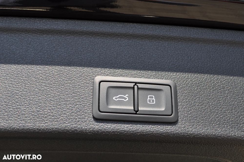 Audi A4 Avant 40 TFSI S tronic S line - 17