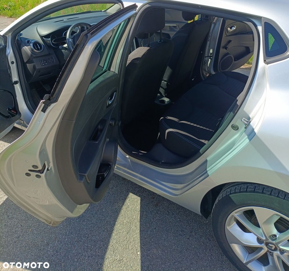 Renault Clio - 6