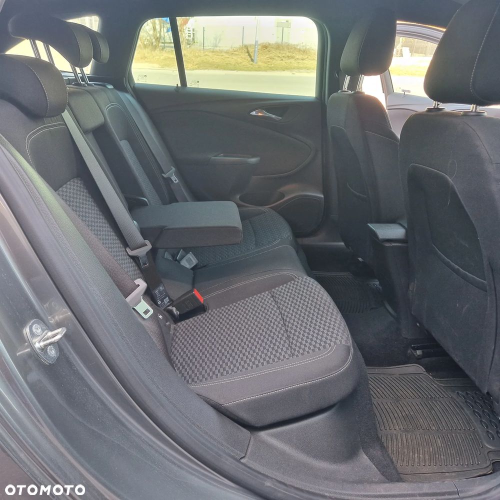 Opel Astra 1.0 Turbo Start/Stop Dynamic - 10