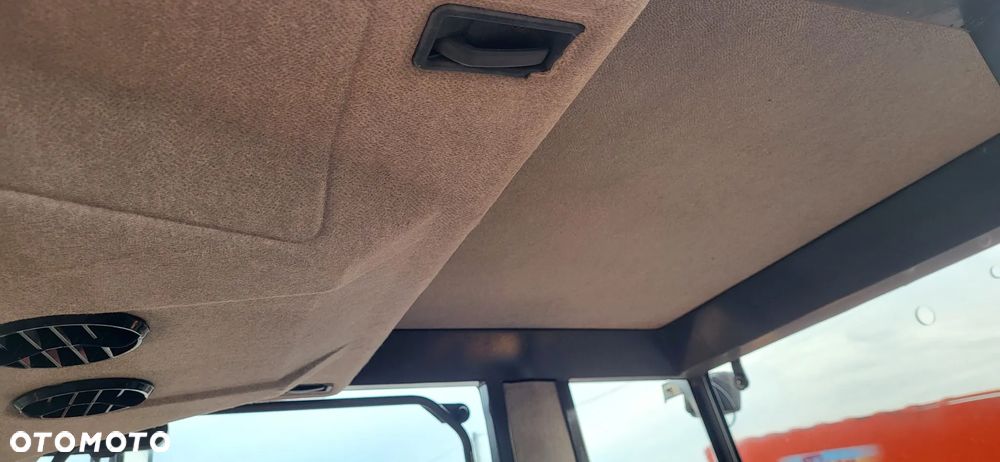 Renault Ceres 325 4X4 - 10