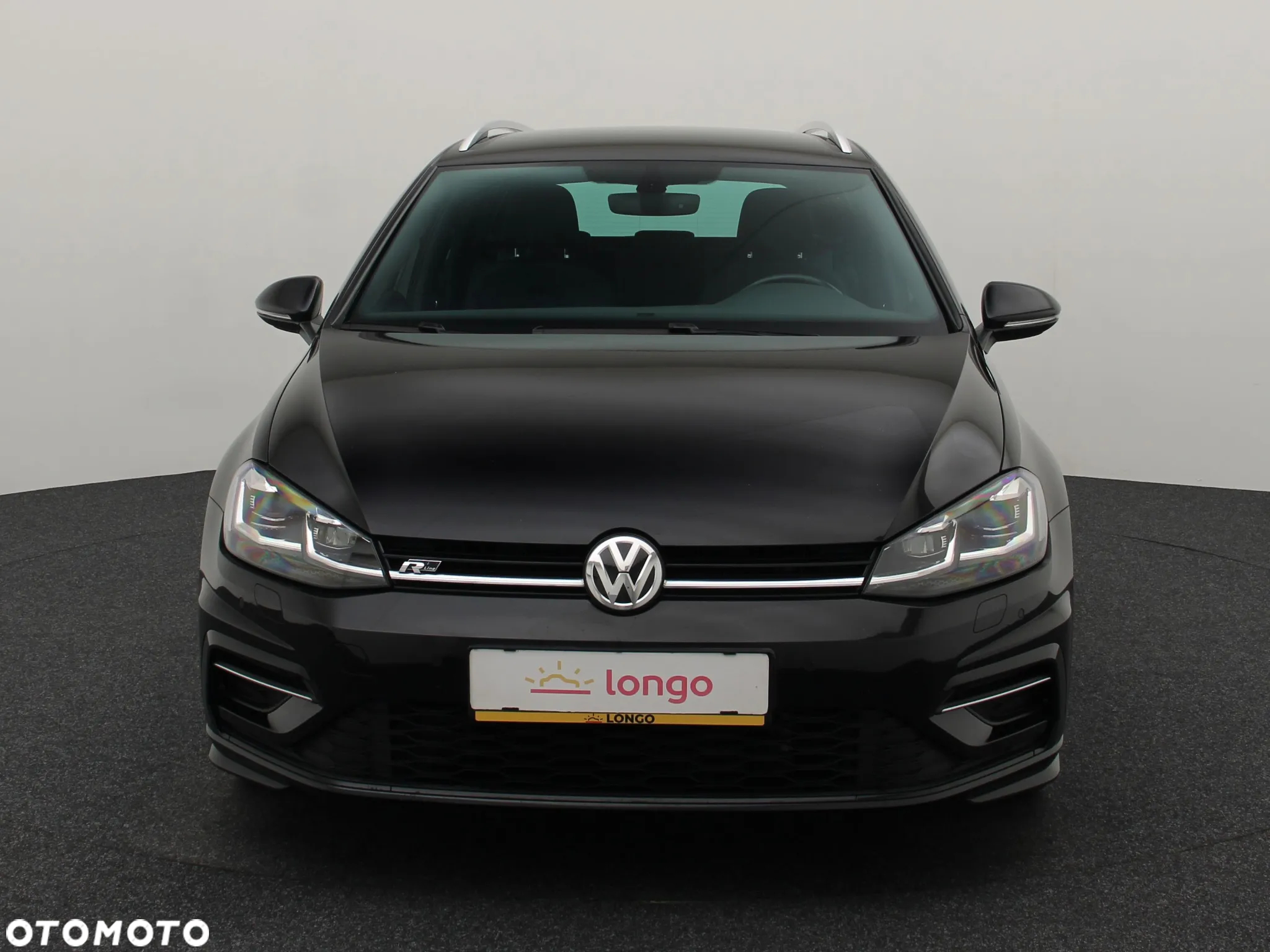 Volkswagen Golf 1.5 eTSI OPF DSG R-Line - 24