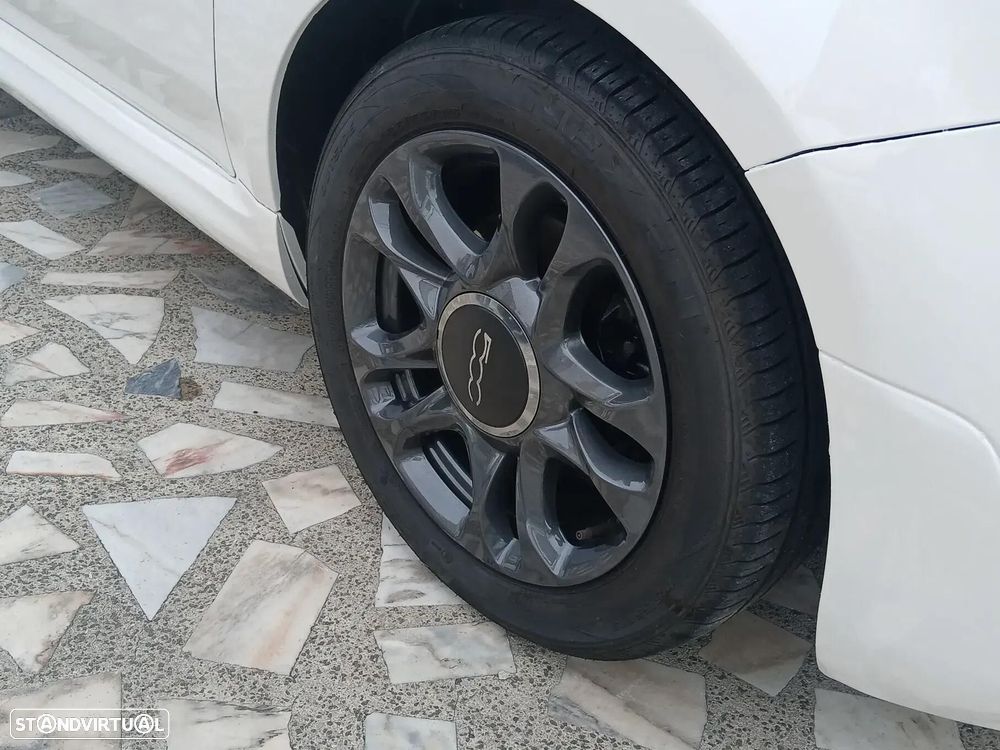 Fiat 500 1.0 Hybrid Connect — fotografia 9
