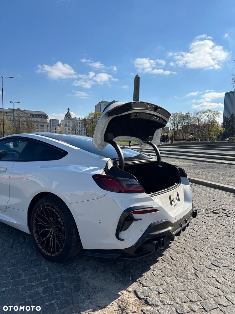 BMW Seria 8 - 8
