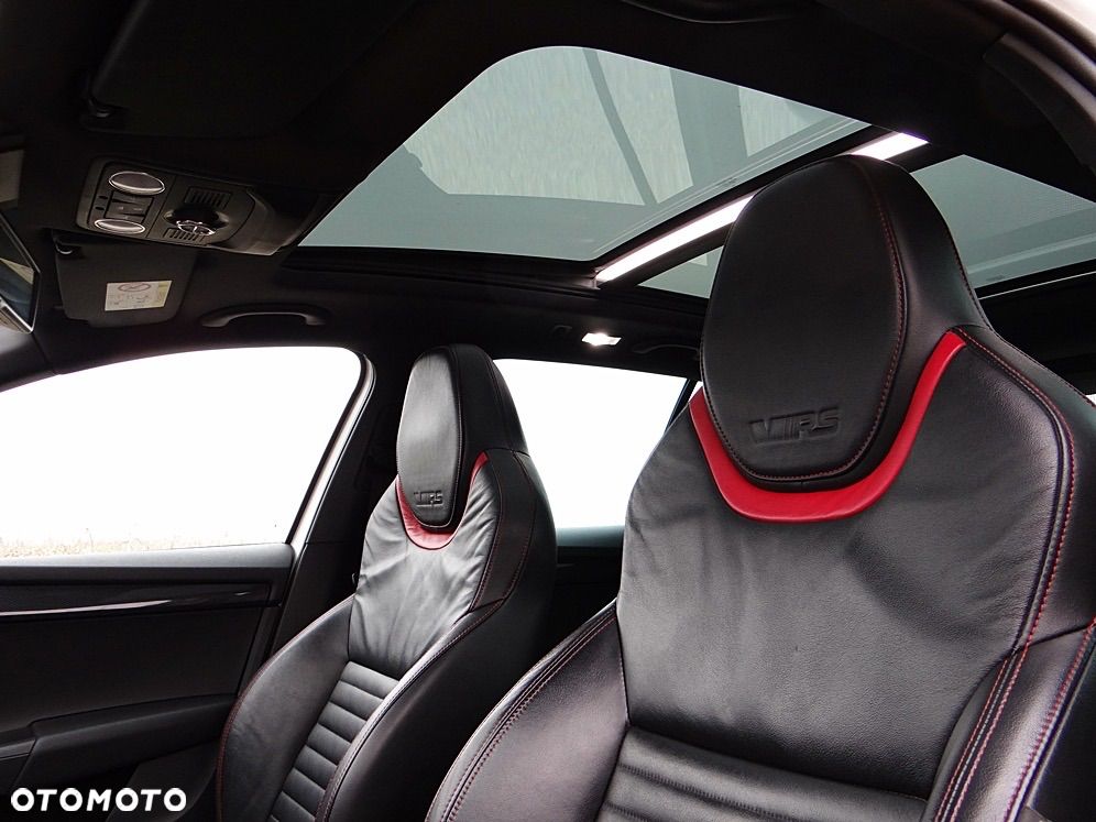 Skoda Octavia ver-2-0-tdi-4x4-rs-challenge-dsg - 34
