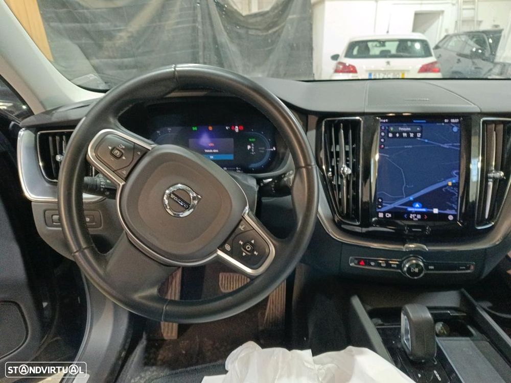 Volvo XC 60 2.0 T6 PHEV Inscription Expression AWD - 7