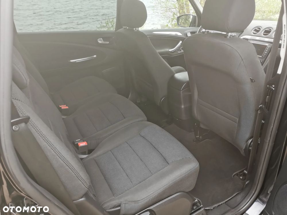 Ford S-Max 2.0 TDCi DPF Titanium - 13