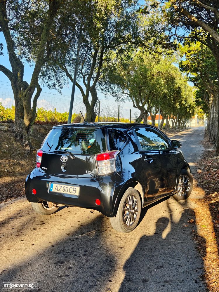 Toyota iQ 1.0 - 7