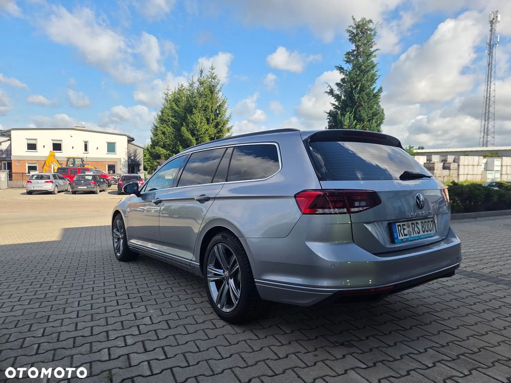 Volkswagen Passat 2.0 TDI SCR DSG Business - 3