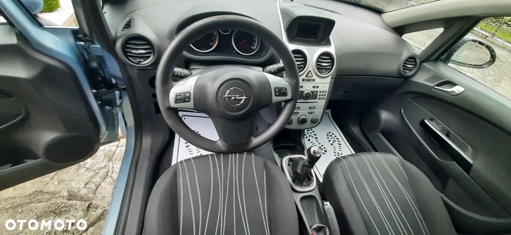 Opel Corsa - 21