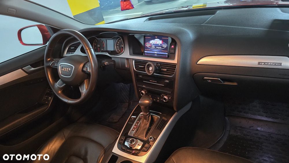 Audi A4 Limousine - 15