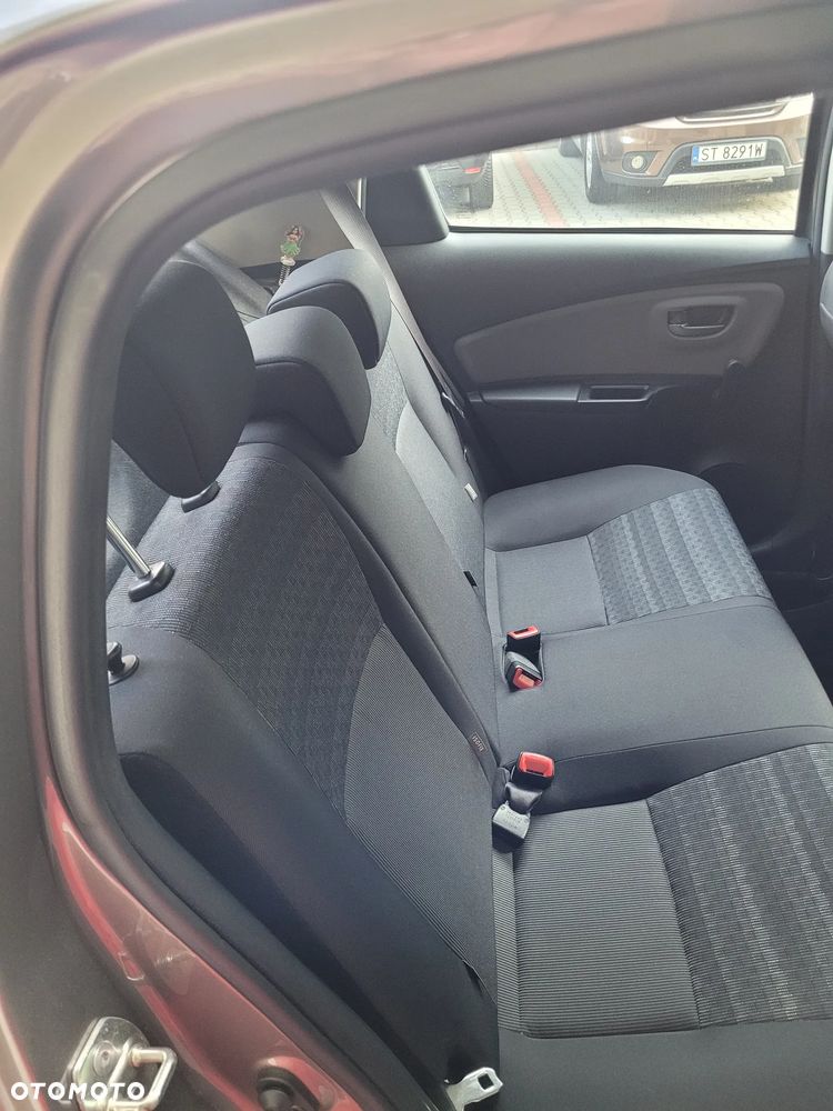 Toyota Yaris 1.33 Active EU6 - 15