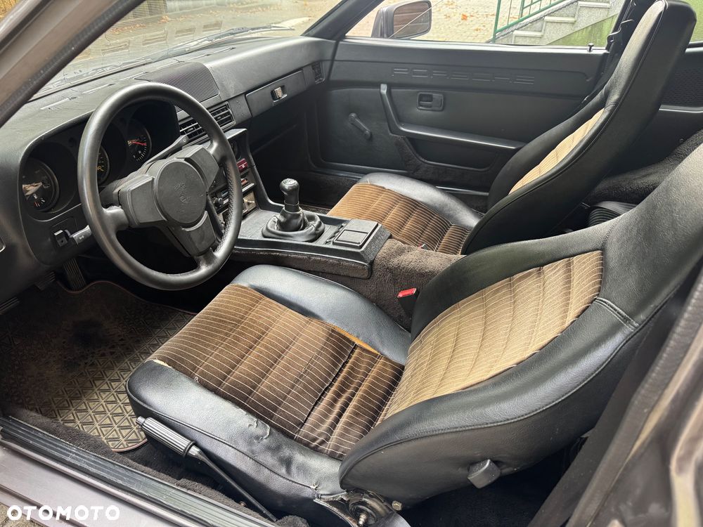 Porsche 924 Standard - 13