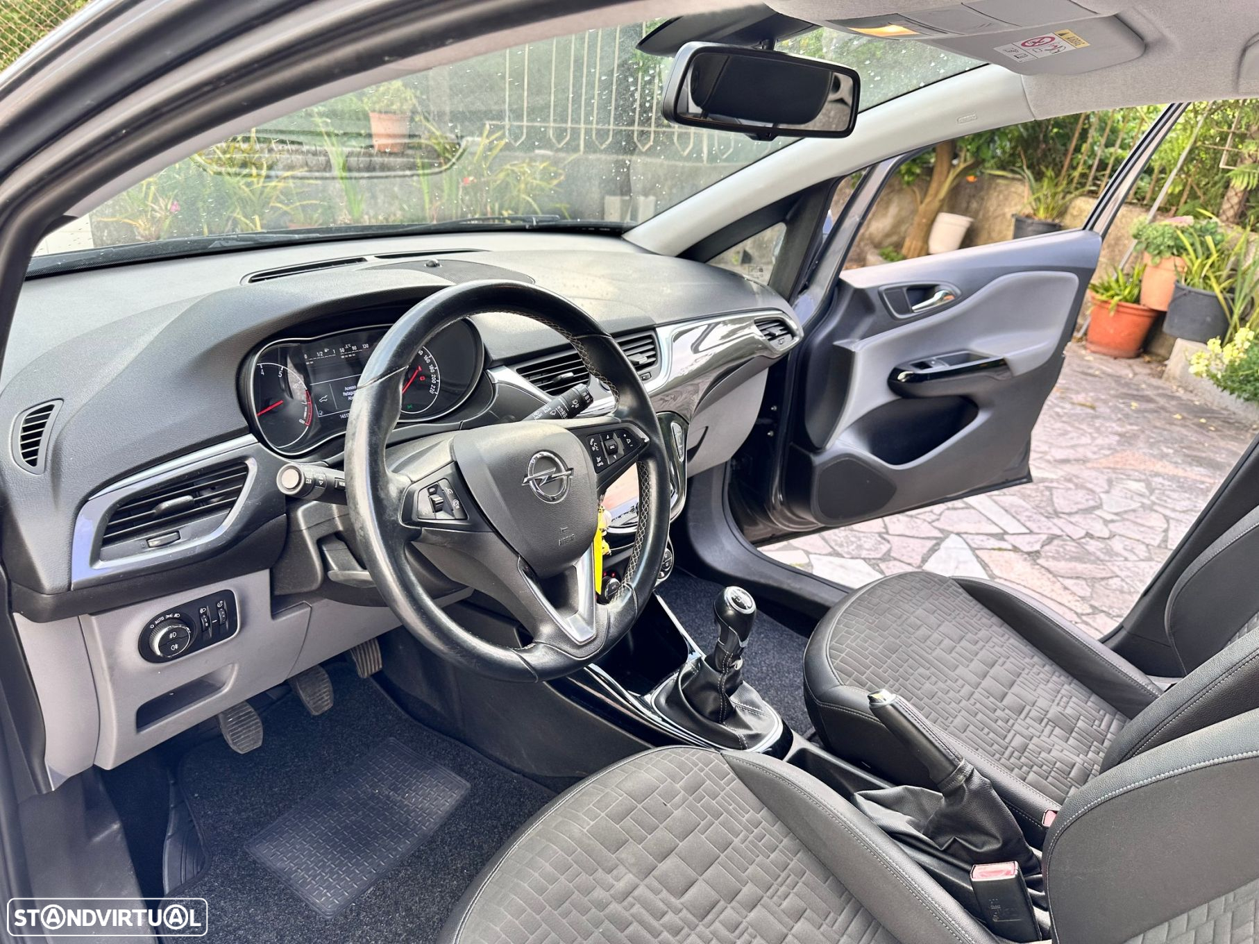 Opel Corsa 1.4 Cosmo - 19