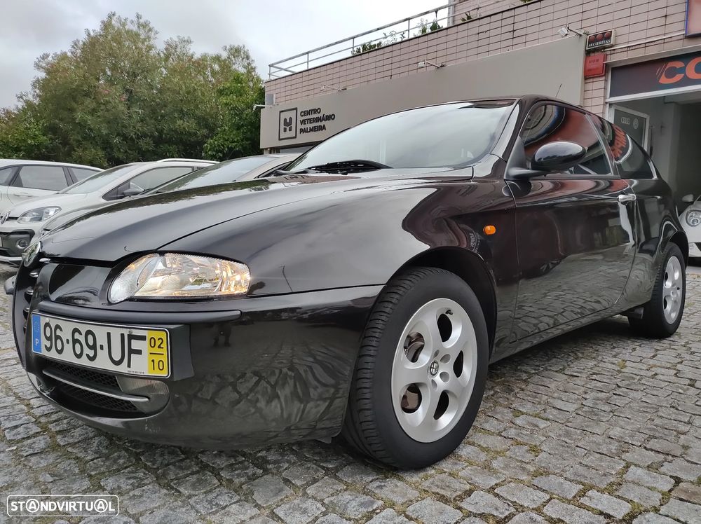 Alfa Romeo 147 1.6 TS Distinctive - 4