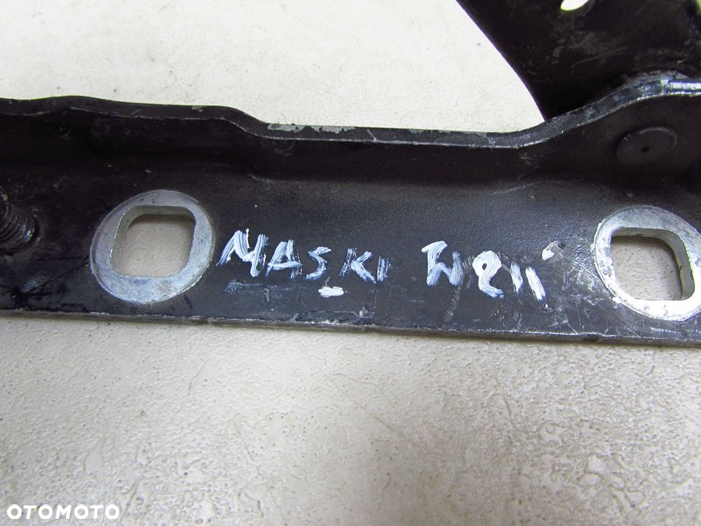 MERCEDES E KLASA W211 04-10 ZAWIAS MASKI PRAWY LEWY 2118800128 2118800428 - 8