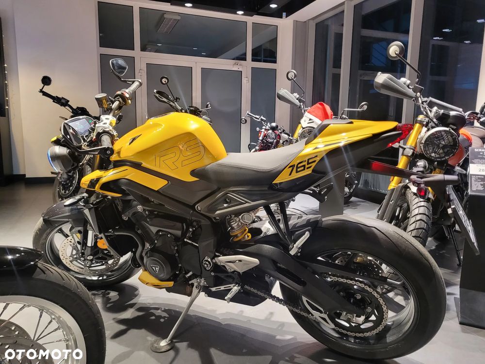 Triumph Street Triple - 3