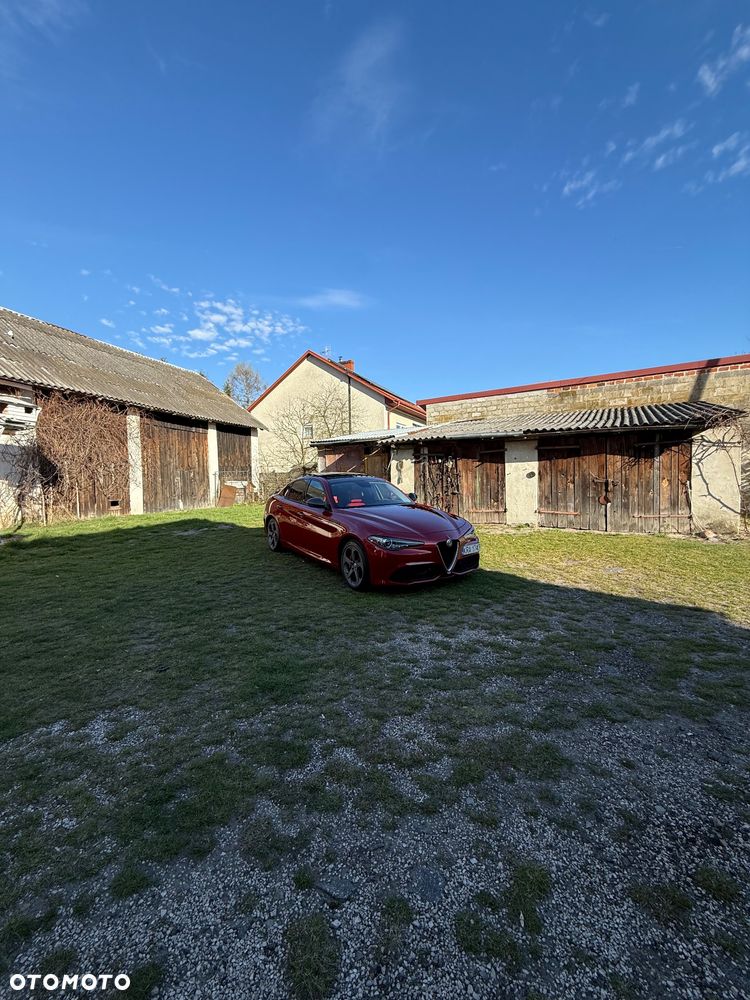 Alfa Romeo Giulia 2.0 Turbo 16V AT8-Q4 Veloce Ti - 3