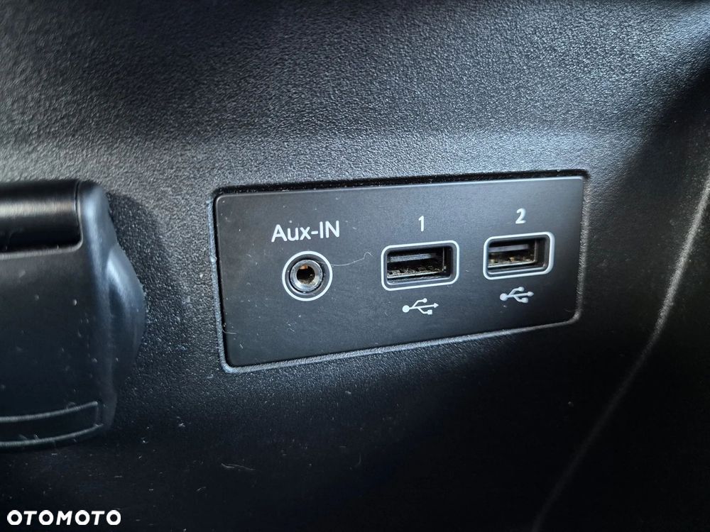 Renault Clio 1.6 E-TECH Full Hybrid 145 Techno - 34