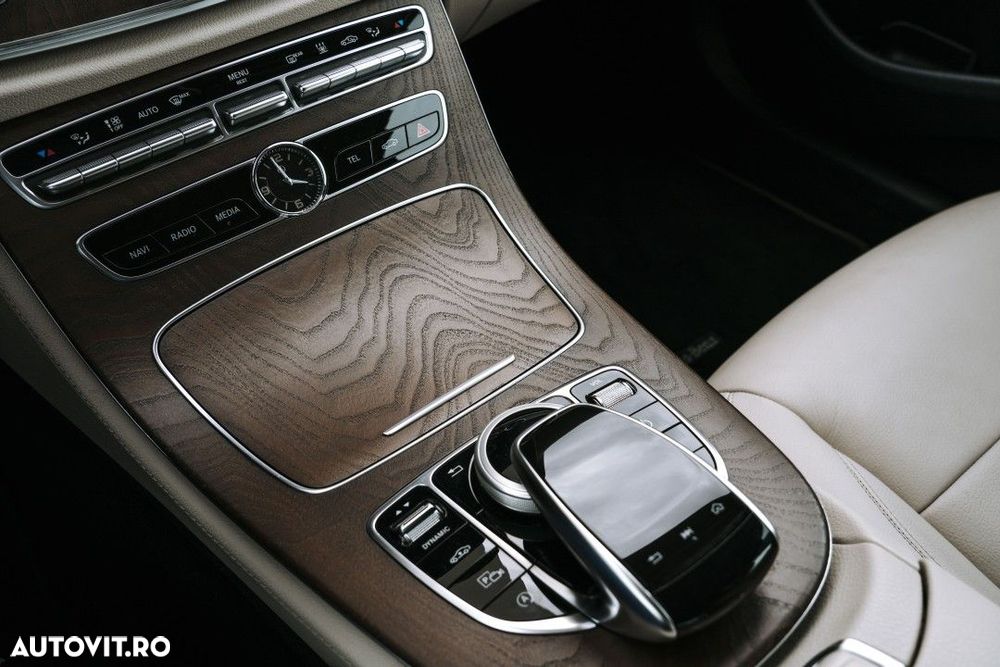 Mercedes-Benz E - 14